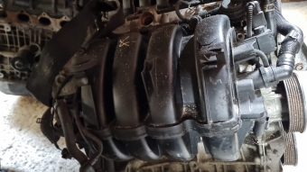 Audi A3 1.6 fsi emme manifoldu