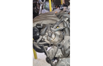 Audi A4 2.0 20V alt gaz kelebeği
