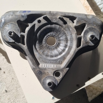Audi A4 B6 B7 amortisör kütüğü