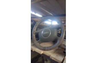 Audi A4 B6:kasa direksiyon simidi airbeg çıkma parça
