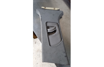 audi a6 sol b sütunu plastiği