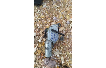 golf 4 çıkma silecek motoru