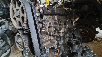Seat leon 1.6 silindir kapağı
