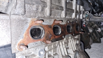 Skoda fabia 1.4 benzin BUD silindir kapağı