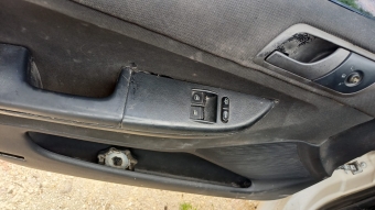 skoda fabia çıkma cam açma düğmeleri