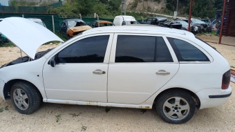 skoda fabia keme tavan arka