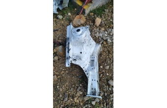 Skoda Octavia sağ kesme podye çıkma parça
