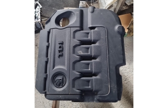Skoda Superb octavia tdi motor üst koruma kapağı