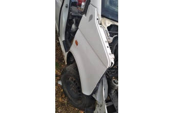 Transporter T5 sağ çamurluk çıkma parça