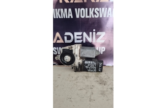 Volkswagen bora sol ön cam motoru