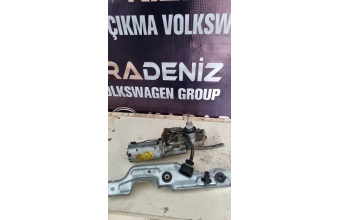 Volkswagen Golf 3 arka silecek motoru