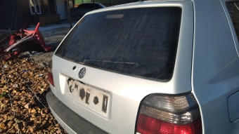 Volkswagen Golf 3 bagaj kapağı çıkma parça