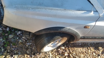 Volkswagen Golf 3 sol çamurluk çıkma parça