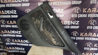 Volkswagen Golf 4 Sağ Arka Kapı Döşemesi