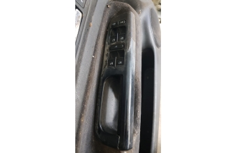 Volkswagen Golf 4 Sol Ön Cam Düğmeleri