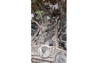 Volkswagen golf 5 1.6 fsi külbütör kapağı