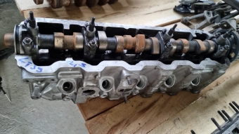Volkswagen lt35 2.5 silindir kapağı