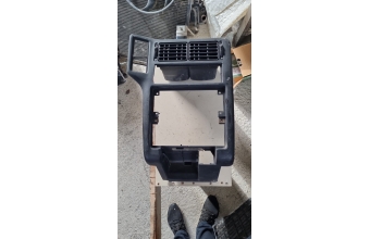 Volkswagen polo teyp çerçevesi