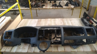 Volkswagen Transporter T5 Torpido Üstü